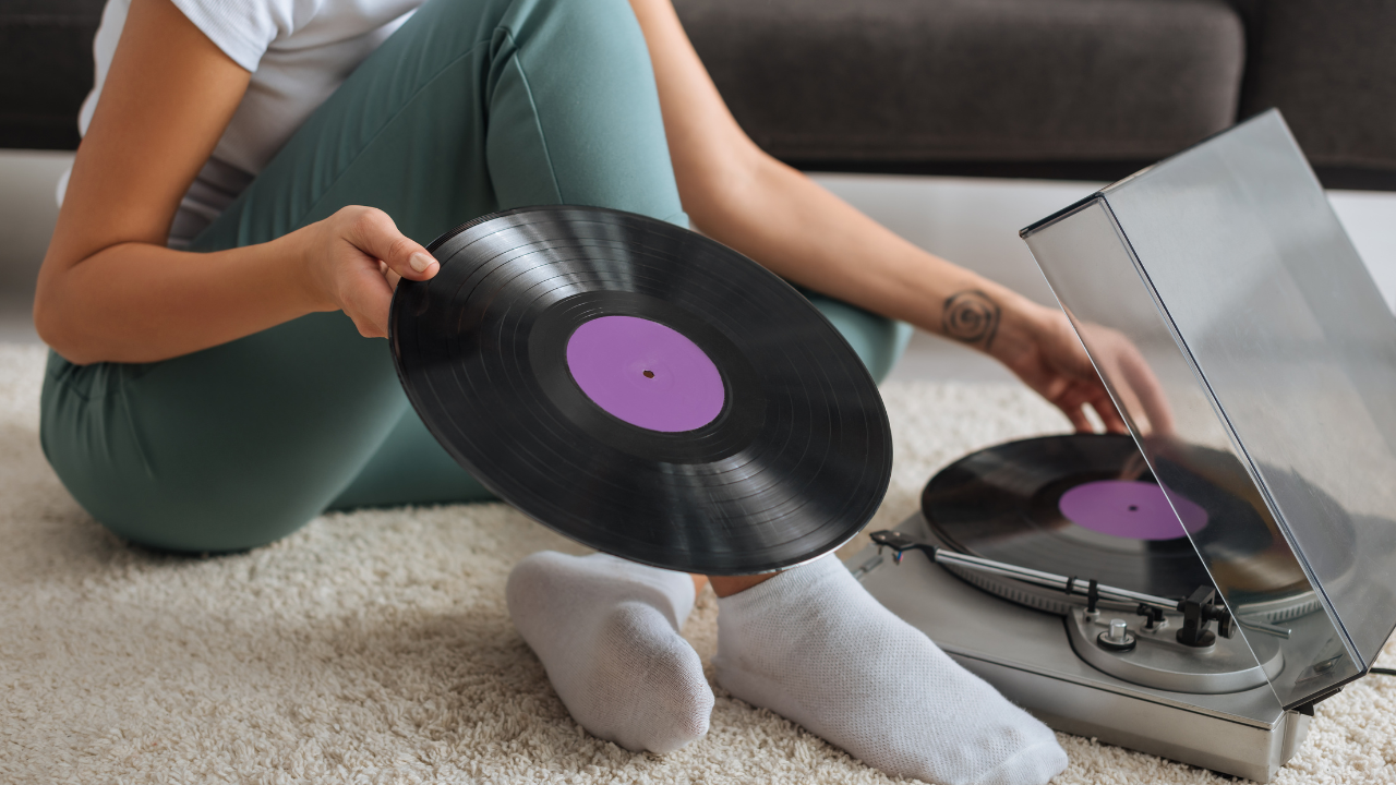 How often should I clean my record stylus? Vinylitic